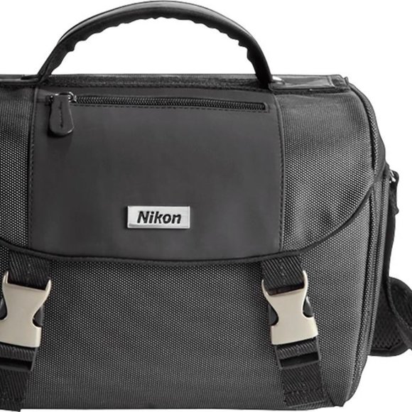 Nikon D3200 with 18-55mm and 55-200mm lenses - Picture 2 of 2